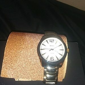Gold Geneva Platinum watch